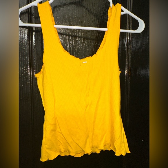 💙❤️ “Gold” crop top - Picture 2 of 3